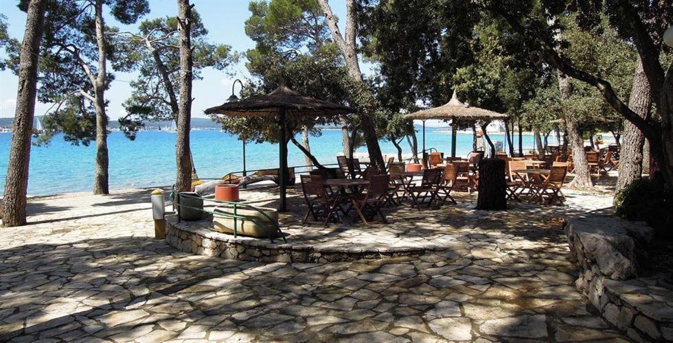Mobile Home Cicibela Biograd Na Moru Buitenkant foto