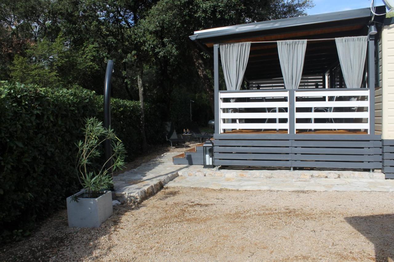 Mobile Home Cicibela Biograd Na Moru Buitenkant foto