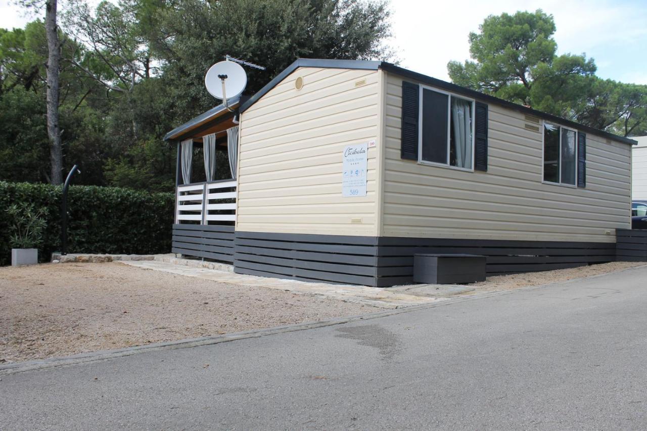 Mobile Home Cicibela Biograd Na Moru Buitenkant foto